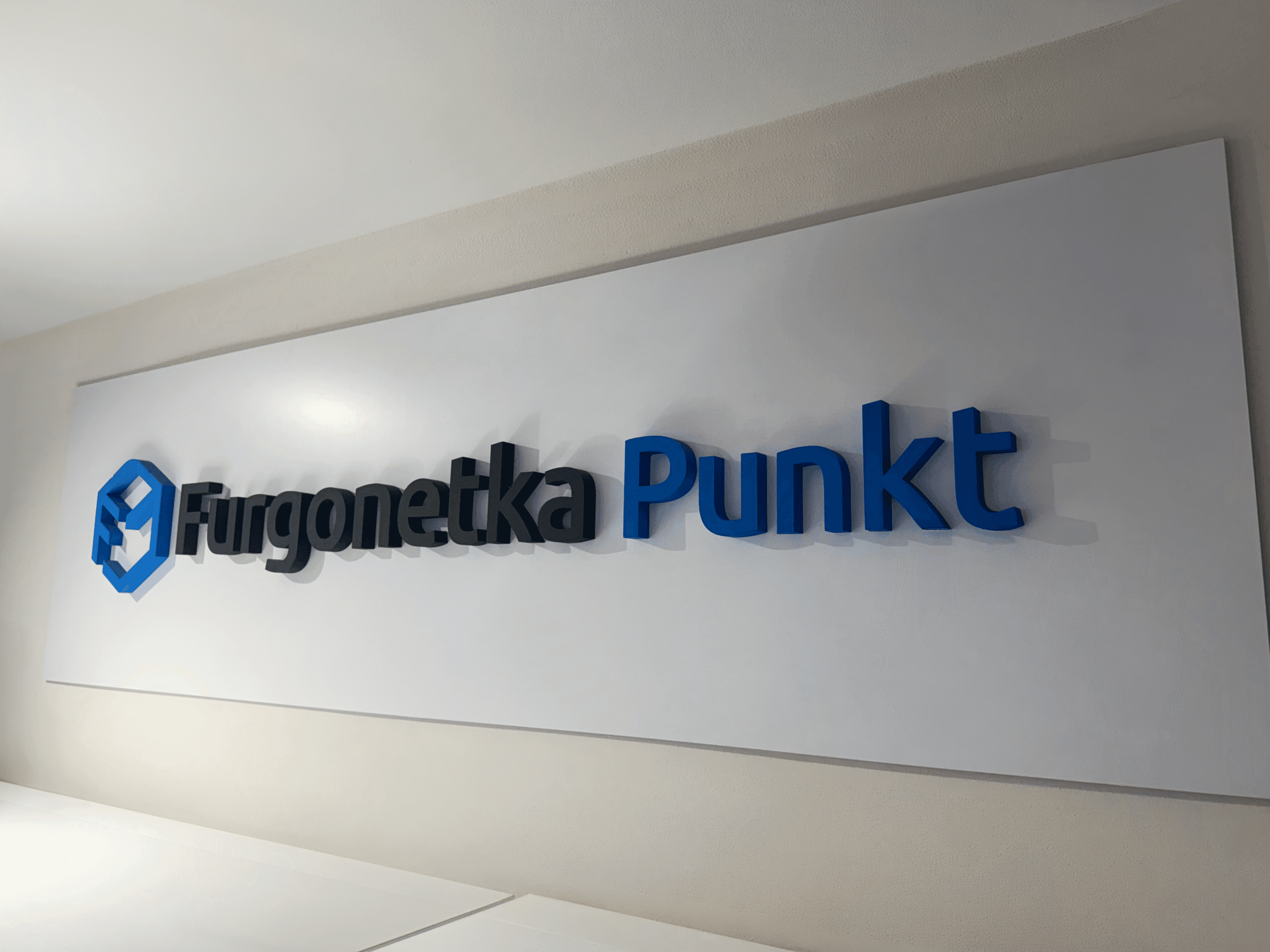 Logistyka bez czekania na kuriera. Jak Furgonetka Punkt wspiera mieszkańców i firmy w Poznaniu i Wielkopolsce