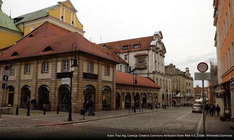 Budynek magistratu przy ul. Paderewskiego 10 w Poznaniu