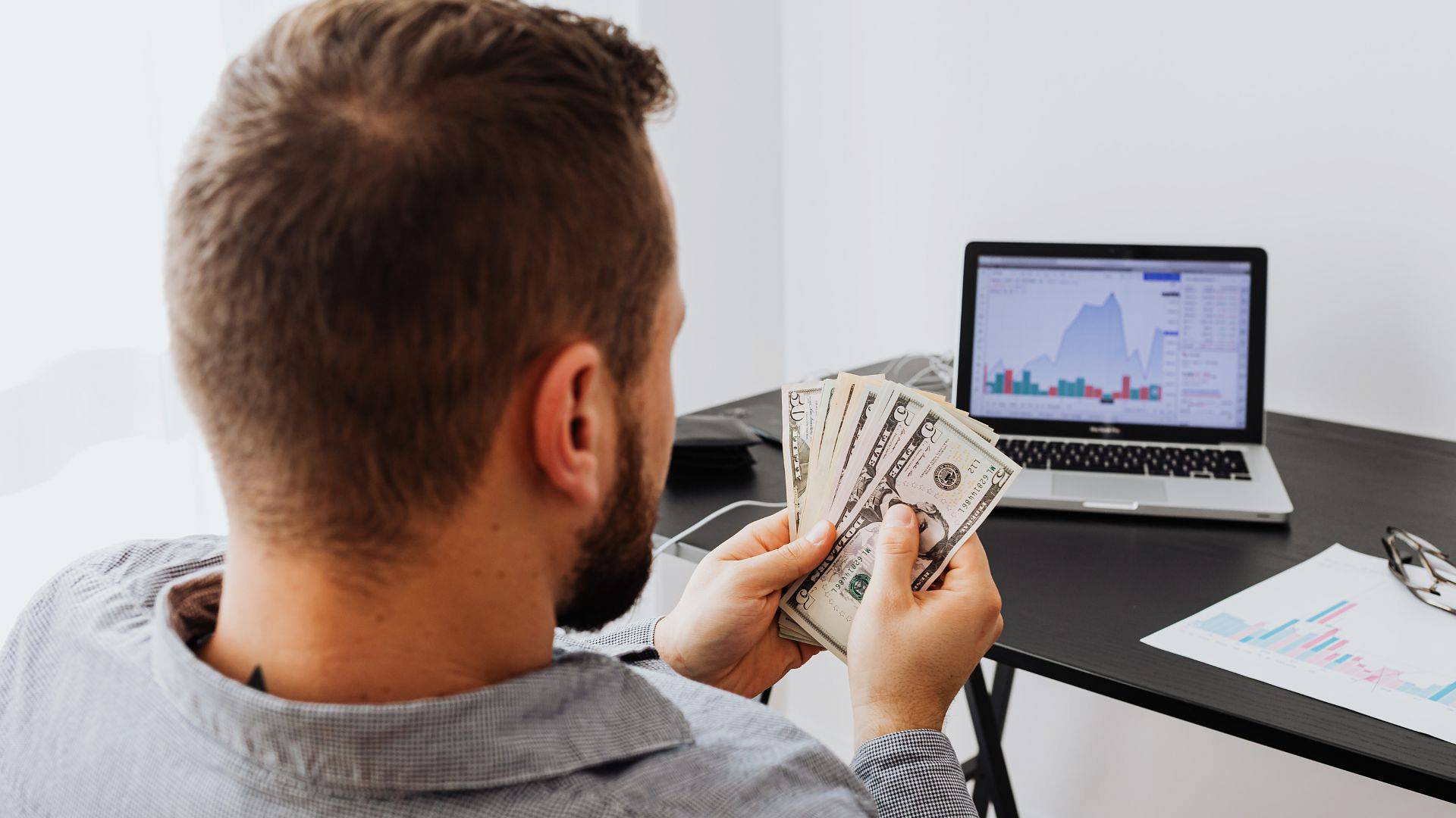 Błędy w umowie Velo Bank. Kiedy przysługuje Sankcja Kredytu Darmowego?