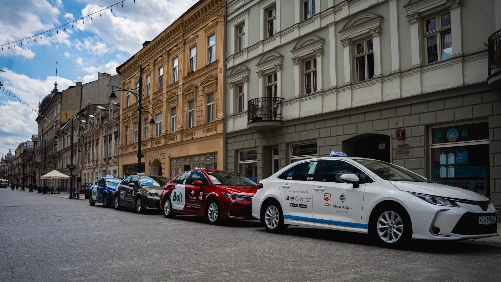 flota samochodów Uber, Bolt