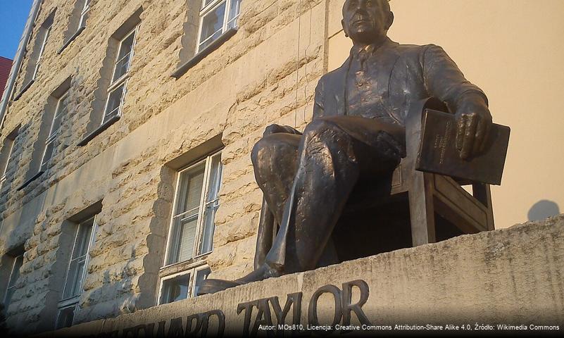 Pomnik Edwarda Taylora i Zbigniewa Zakrzewskiego w Poznaniu