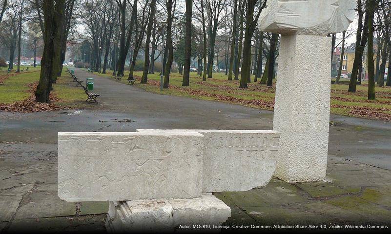 Pomnik Zwycięstwa w Parku Manitiusa w Poznaniu