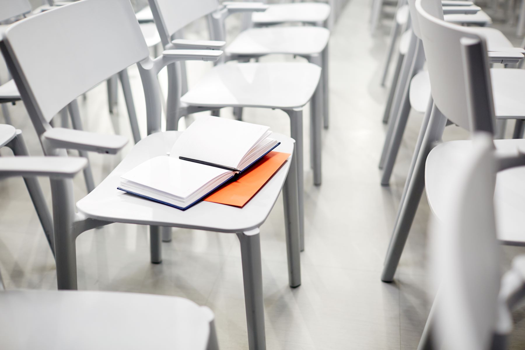 Szkoła policealna w Poznaniu – weekendowe zjazdy dla pracujących na etat